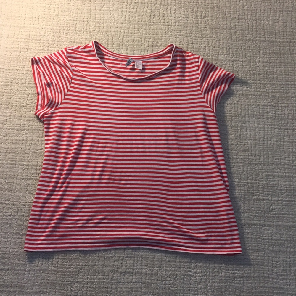 striped red & white tee